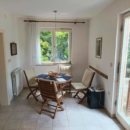Holiday home Pine Breeze - Cozy Family & Couple Oasis Near Sea Punat